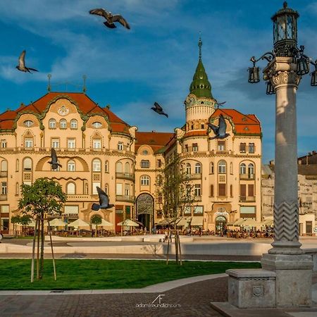 Phoenix Luxury Apartment Oradea Exteriér fotografie